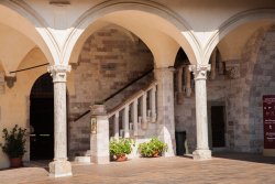 Assisi